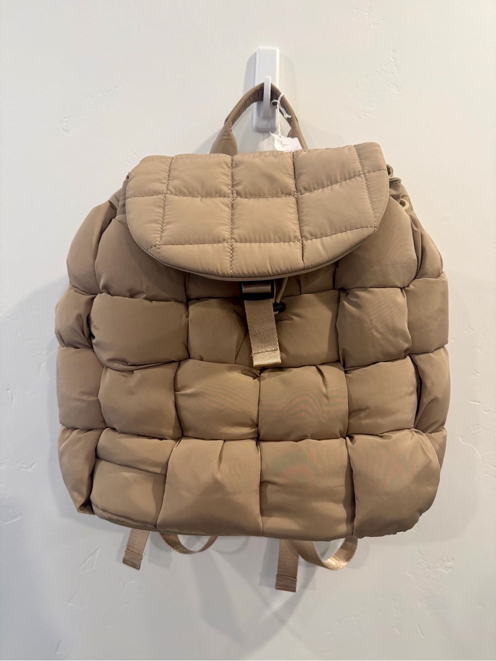 NWT Sol & Selene Quilted Puffer Backpack in Taupe